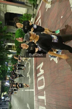 Runner Photo 4214229