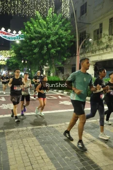 Runner Photo 4214230