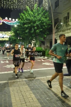 Runner Photo 4214236