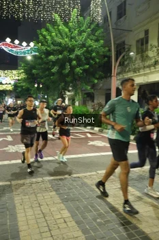 Runner Photo 4214238