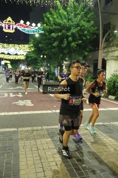 Runner Photo 4214247