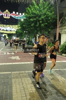 Runner Photo 4214253