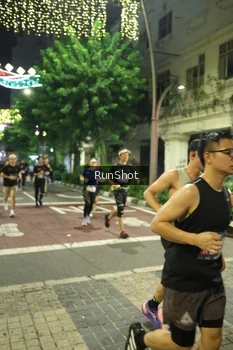 Runner Photo 4214256