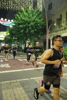 Runner Photo 4214265