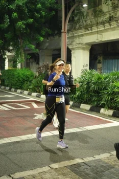 Runner Photo 4214274