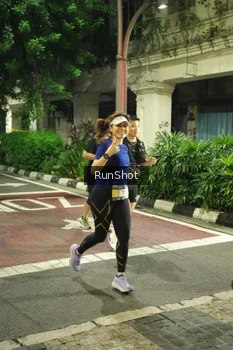 Runner Photo 4214276