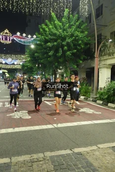 Runner Photo 4214357