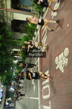 Runner Photo 4214359