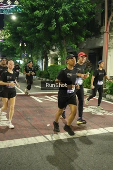 Runner Photo 4214515