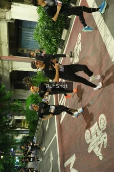 Runner Photo 4214551