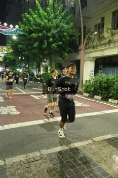 Runner Photo 4214552