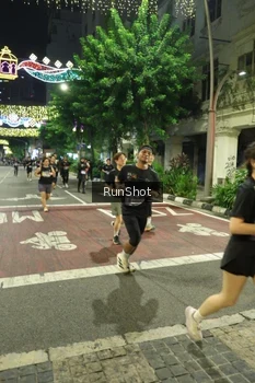Runner Photo 4214554