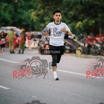 Runner Photo 421459