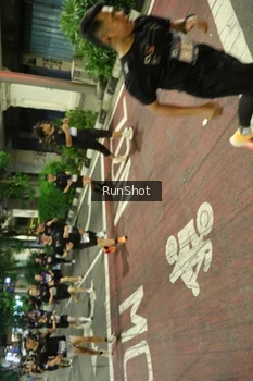 Runner Photo 4214732