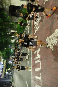 Runner Photo 4214795