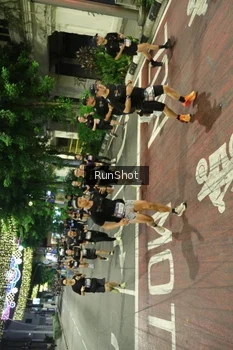 Runner Photo 4214796