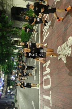 Runner Photo 4214797