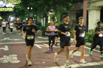 Runner Photo 4214806