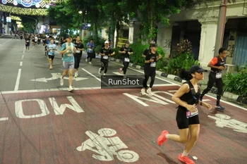 Runner Photo 4215149