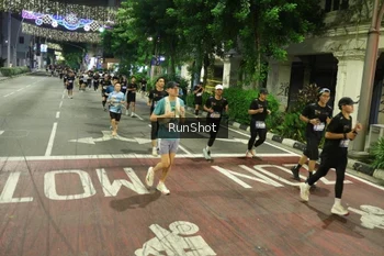 Runner Photo 4215232