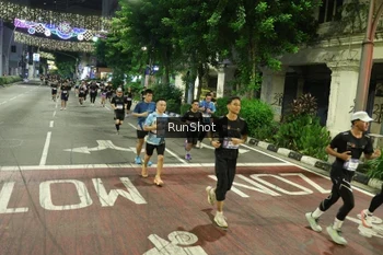 Runner Photo 4215348