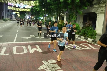 Runner Photo 4215406