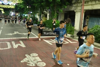 Runner Photo 4215419