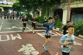 Runner Photo 4215422