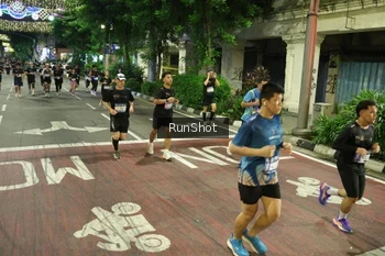 Runner Photo 4215431