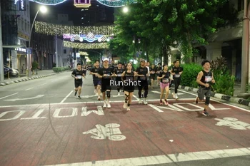 Runner Photo 4215503