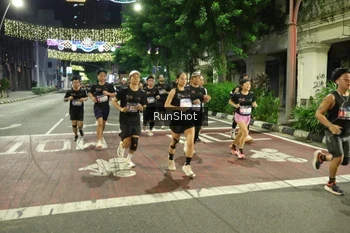 Runner Photo 4215529