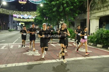 Runner Photo 4215539