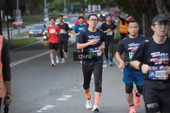 Runner Photo 42156