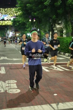 Runner Photo 4215757