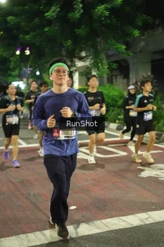 Runner Photo 4215767