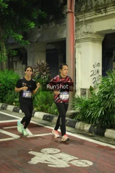 Runner Photo 4216039