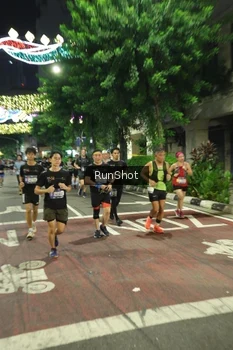 Runner Photo 4216089