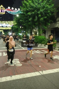 Runner Photo 4216256