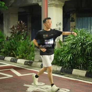 Runner Photo 4216334