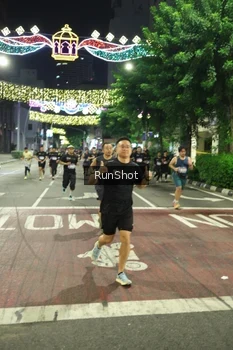 Runner Photo 4216346