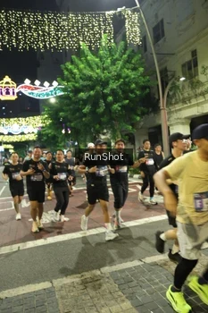Runner Photo 4216468