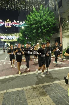 Runner Photo 4216472