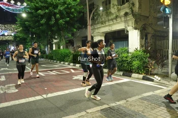 Runner Photo 4216666
