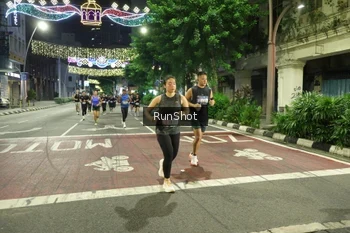 Runner Photo 4216684
