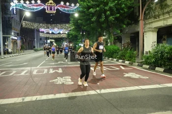 Runner Photo 4216690