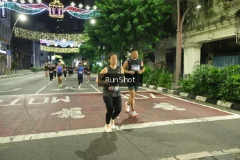 Runner Photo 4216696