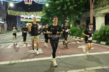 Runner Photo 4216971