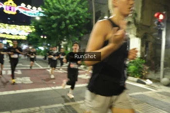 Runner Photo 4216996