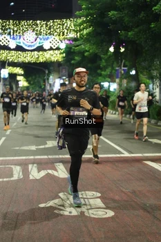 Runner Photo 4217006