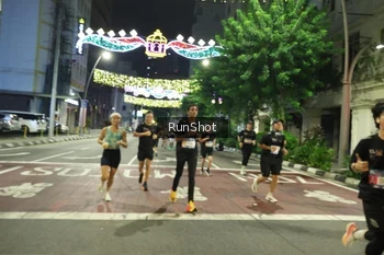 Runner Photo 4217007